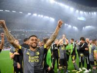 开云官网-雷丁主场逆转马赛，晋级半决赛