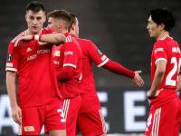 开云体育入口-斯图加特主场再度失利，降级阴影继续笼罩