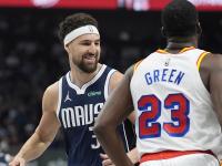 开云官网-包含篮网大胜掘金，欧文砍下37分的词条