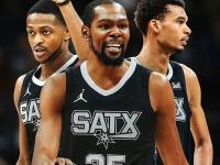 开云体育入口-关于雄鹿再胜马刺，字母哥继续发威的信息