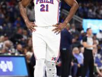 开云体育入口-76人客场战胜奇才连胜达三场