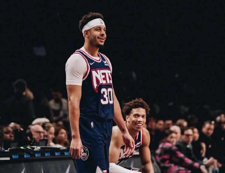 篮网中锋状态火热,成为球队内线重要得分点 篮网中锋状态火热,成为球队内线重要得分点