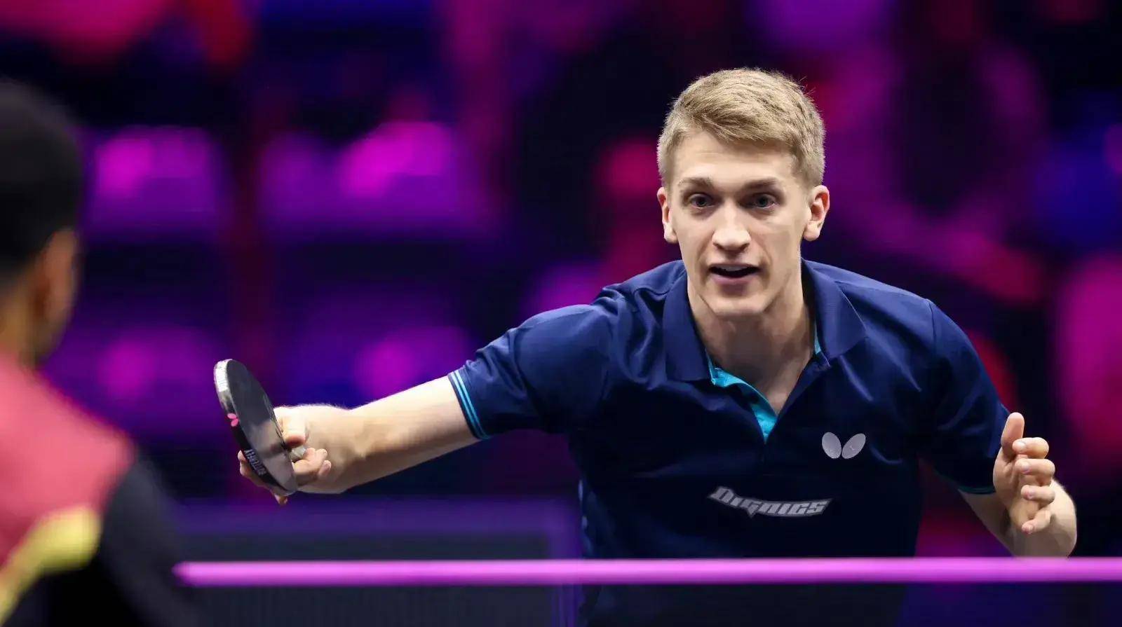 法兰克福客场告捷，豪取三分