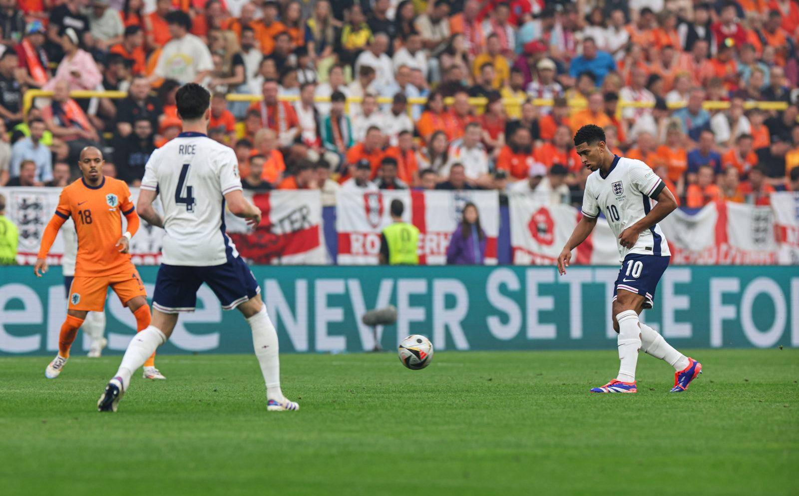 欧洲杯预选赛带来惊心动魄的比赛 欧洲杯预选赛带来惊心动魄的比赛