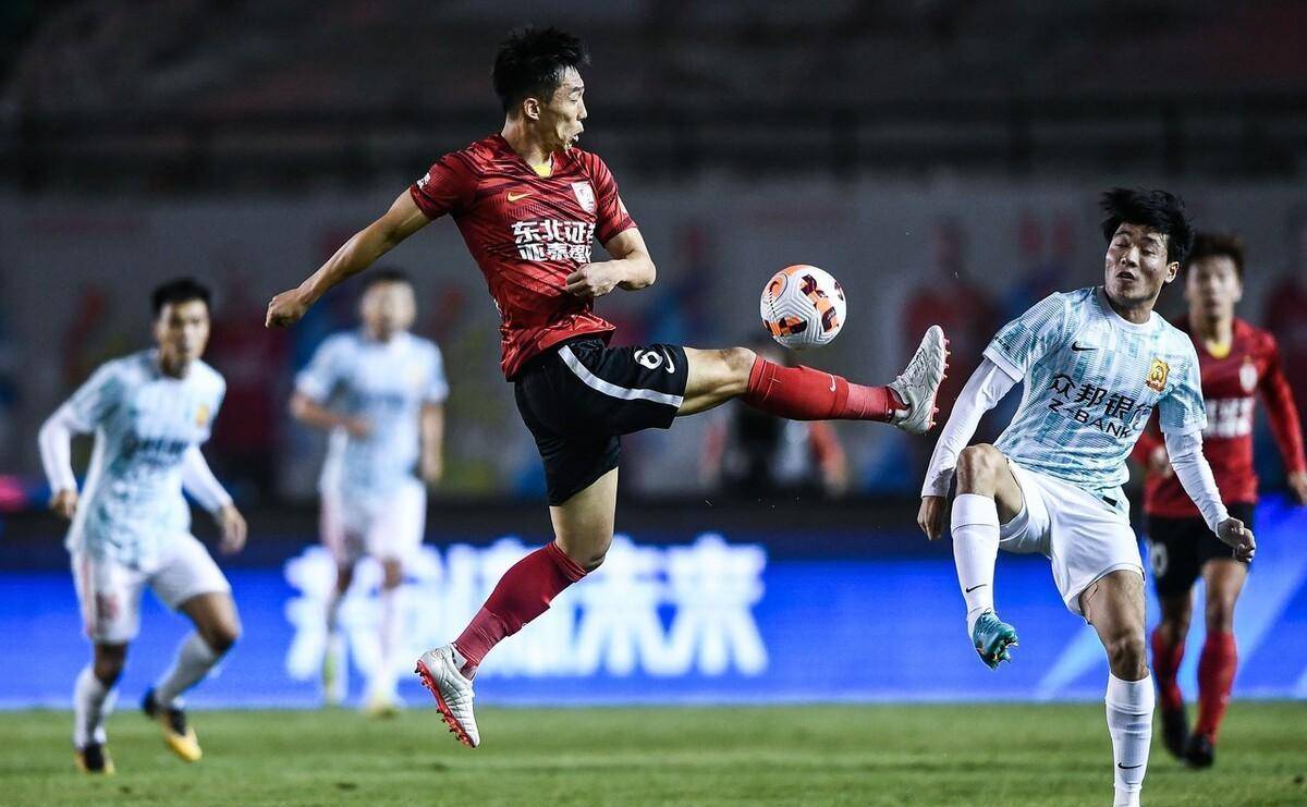 长春亚泰稳定综合实力,一路攀升积分排名的简单介绍 长春亚泰稳定综合实力,一路攀升积分排名的简单介绍