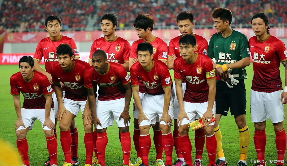 广州恒大获胜夺冠,斯帅力挺球队表现 广州恒大获胜夺冠,斯帅力挺球队表现