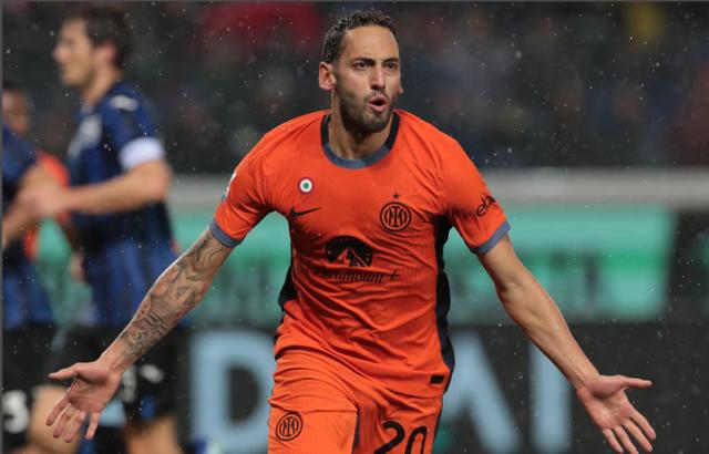 沙尔克04保持不败,战平汉诺威96,继续稳固领先位置的简单介绍 沙尔克04保持不败,战平汉诺威96,继续稳固领先位置的简单介绍