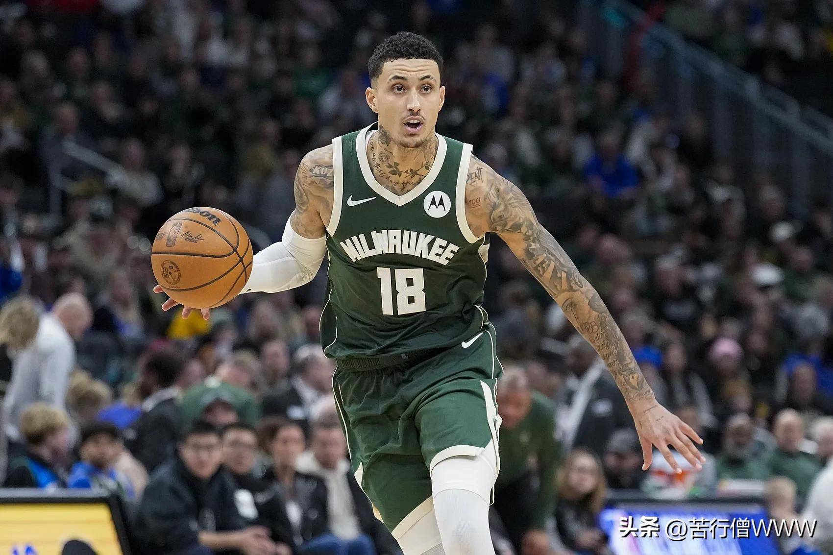 勇士主场大胜雄鹿蝉联西部榜首的简单介绍