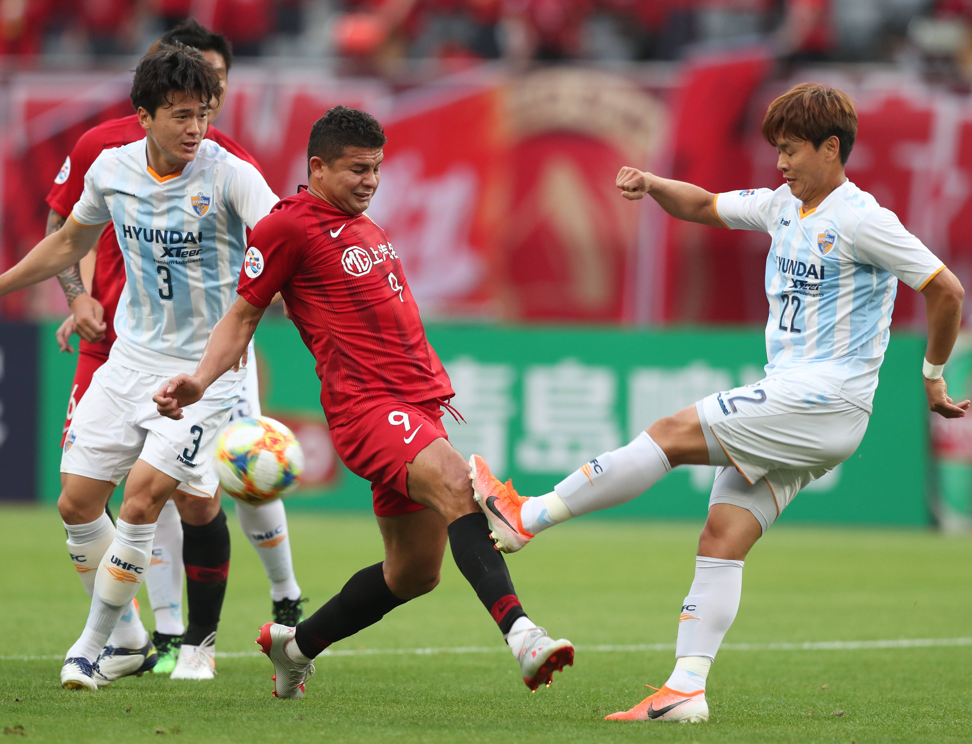 上海申花2-2延边富德,队史首次亚冠淘汰赛晋级! 上海申花2-2延边富德,队史首次亚冠淘汰赛晋级!