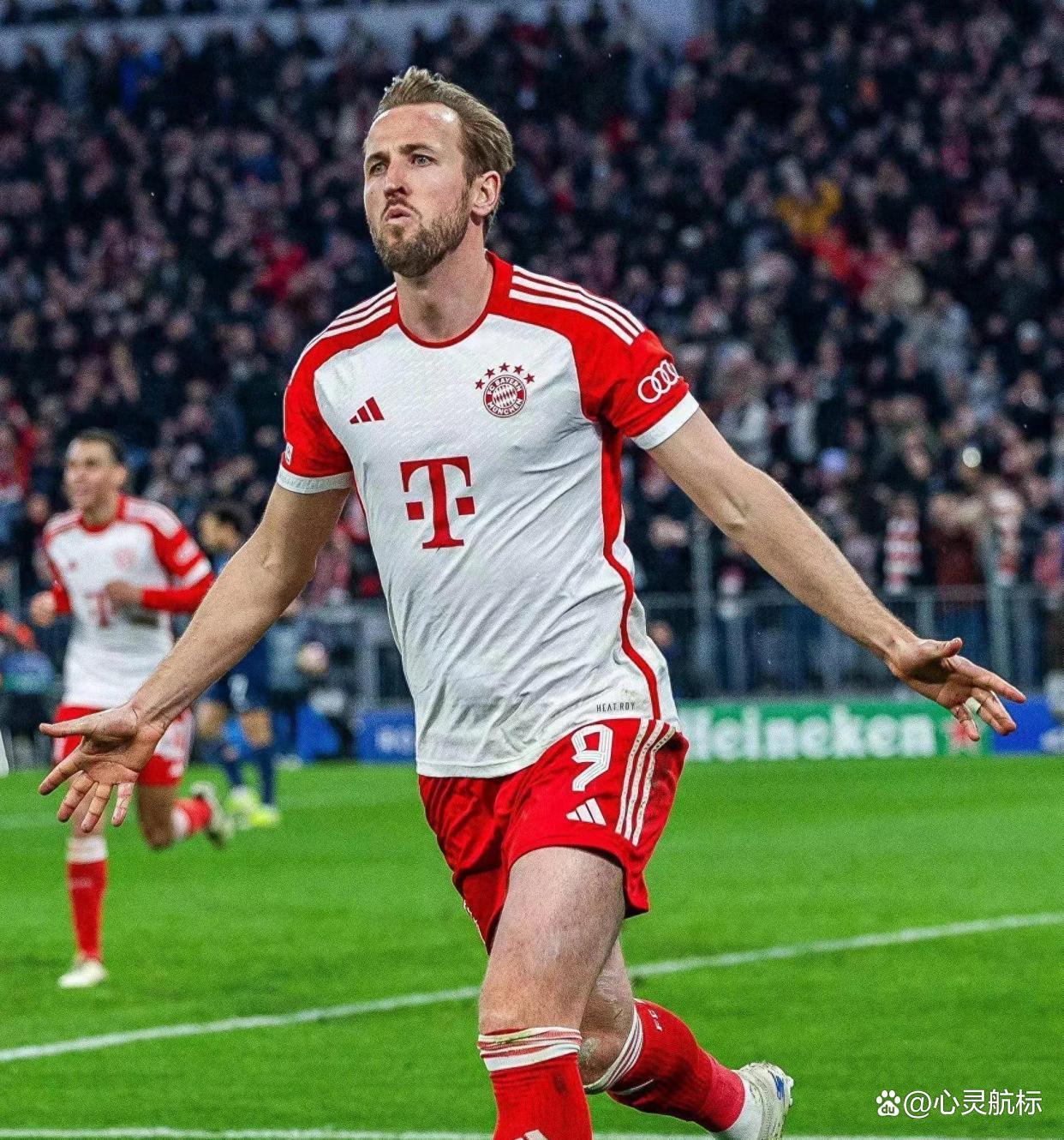 拜仁慕尼黑继续高歌猛进，再胜弗莱堡接近完美战绩