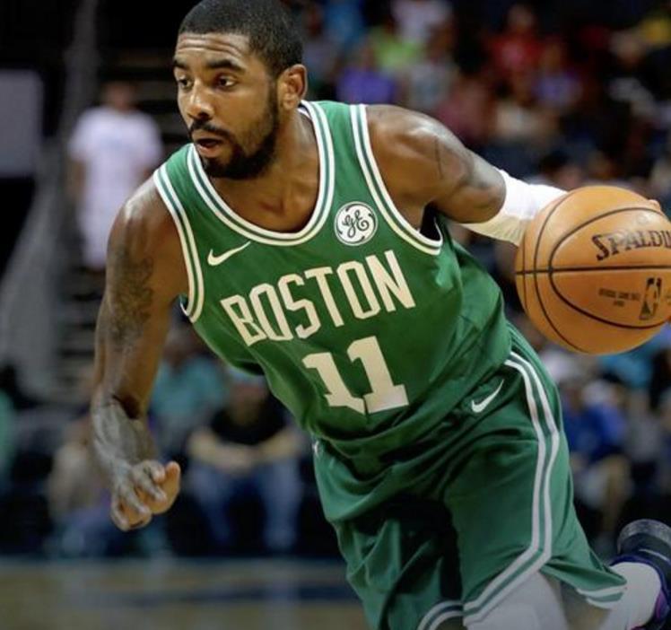 包含老鹰惊险胜骑士，保持不败战绩的词条