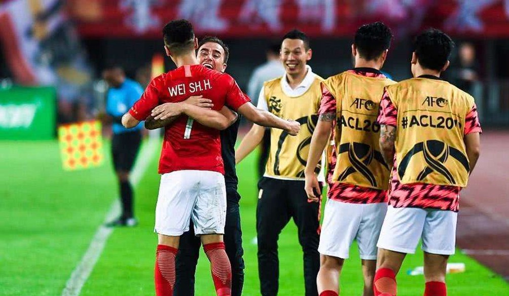 包含恒大冲刺战场，掀起华丽风暴的词条