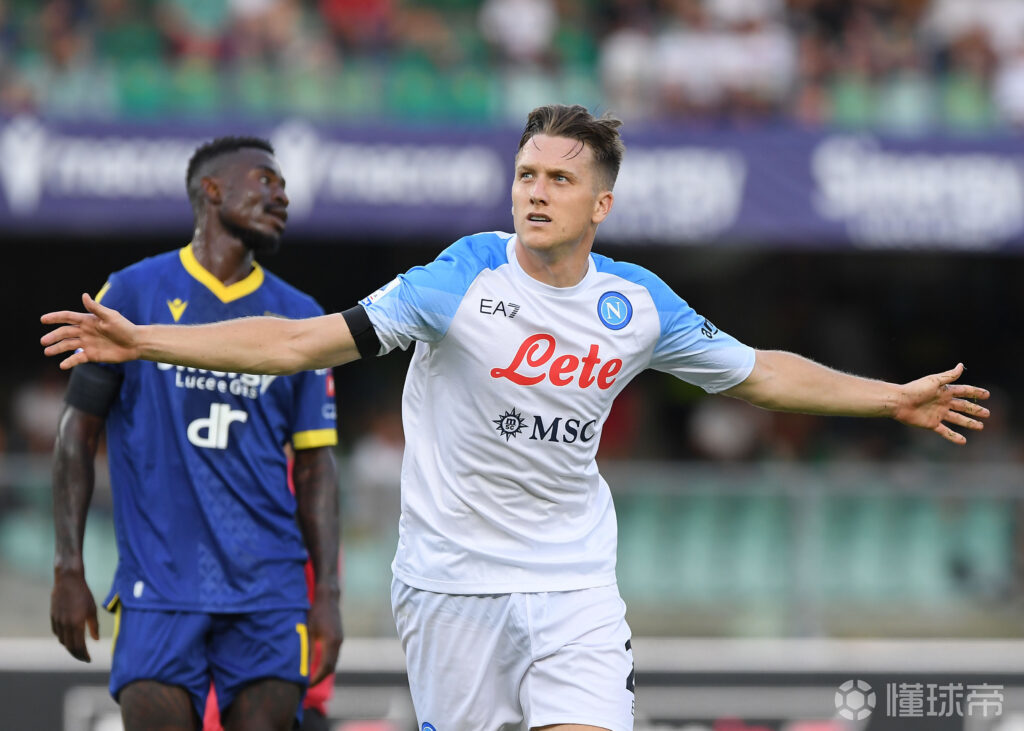 那不勒斯客场逆转维罗纳，豪取三分的简单介绍